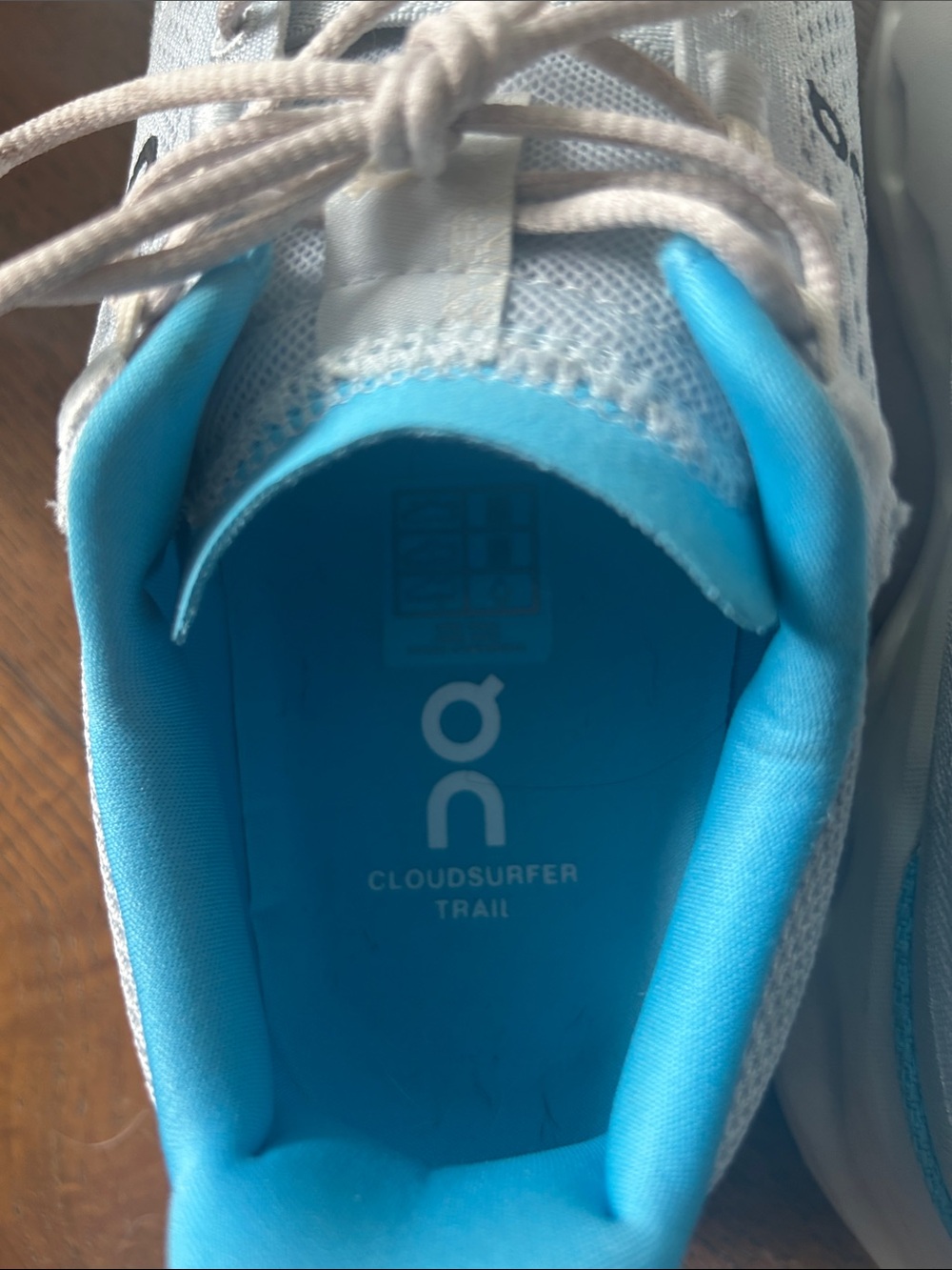 On Running women’s cloudsurfer Trail shoes - Picture 7 of 8